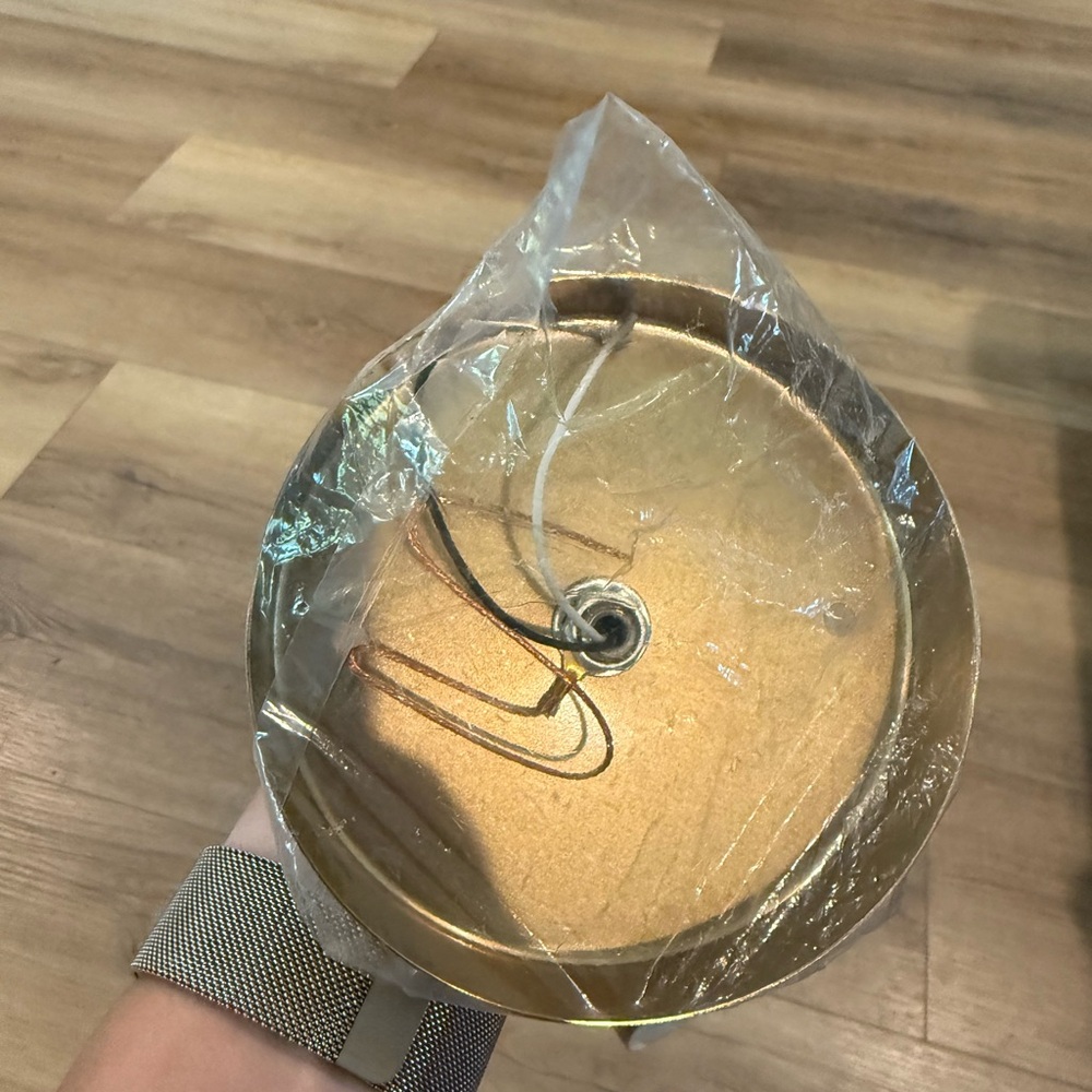 ☀️ Gold Wall Sconce Light Fixture- hardwired- NWT- R49 - Picture 9 of 9